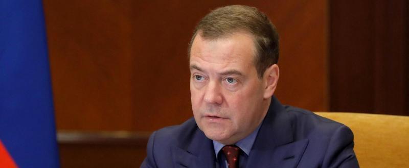 Медведев проиллюстрировал свой прогноз развития конфликта на Украине цитатой из Апокалипсиса