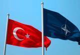 Турецкий политик Санчак спрогнозировал выход Турции из НАТО через 5-6 месяцев