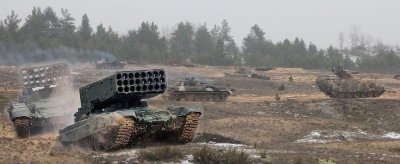 Военные штабы Беларуси и России готовятся к применению группировки войск