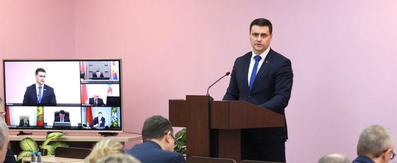 Министр образования Иванец объявил о решении вопроса с питанием учителей в школах