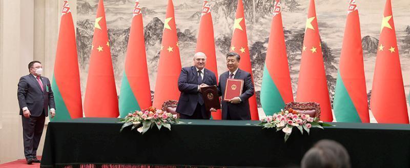 Беларусь и Китай заключили почти 40 соглашений на 3,5 млрд долларов
