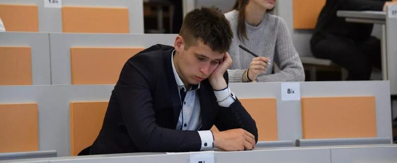 Нынешние белорусские студенты зарубежных вузов получат отсрочки от армии