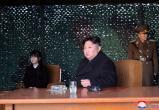 Глава КНДР Ким Чен Ын отвел свою 10-летнюю дочь на артиллерийские учения