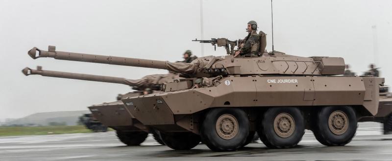 В Украину прибыла первая партия колёсных танков AMX-10 RC из Франции