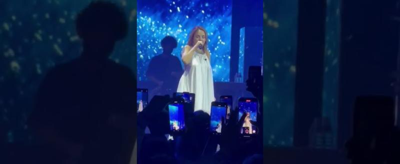 Певице МакSим потребовалась срочная помощь медиков во время концерта в Сочи