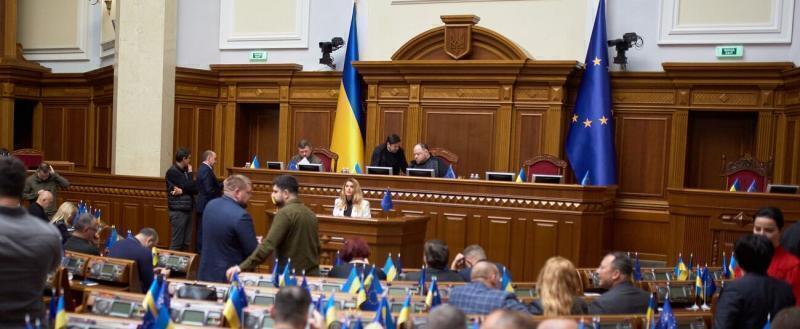 Гончаренко: правительство Украины приняло закон о запрете названий, связанных с РФ и СССР
