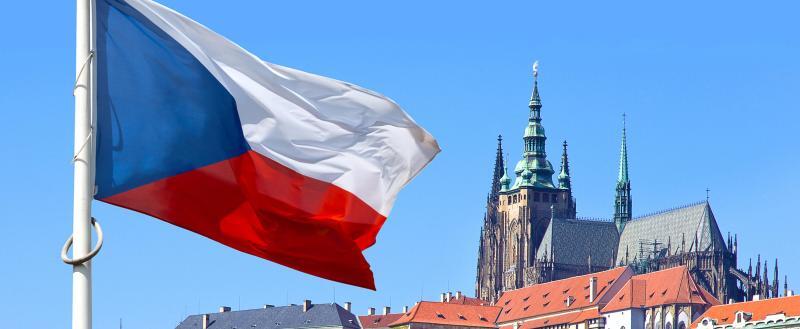 Чехия продлила на год запрет на выдачу виз белорусам и россиянам