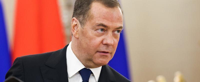 Медведев заявил о подготовке Генштаба ВС России к наступлению украинских войск