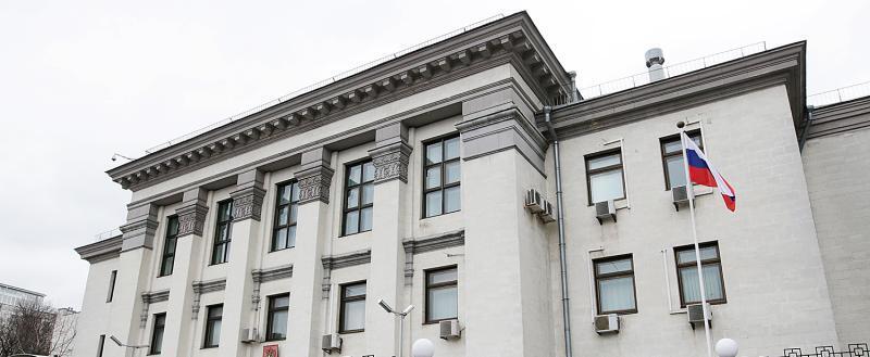 Мэр Киева Кличко объявил о расторжении договора об аренде земли с посольством России