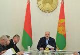 Лукашенко поручил отремонтировать все дороги в стране, «чего бы это ни стоило»