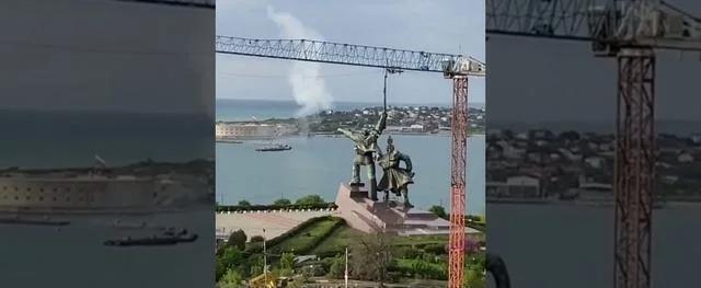 Губернатор Развожаев: силы флота и ПВО отражают атаку беспилотников на Севастополь