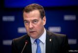 Медведев угрожает смертью подозреваемым в покушении на писателя Прилепина