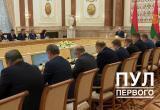 Лукашенко губернаторам: "Я вам за село никогда не прощу!" 