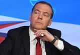 Медведев высмеял Байдена после его критики размещения ядерного оружия в Беларуси