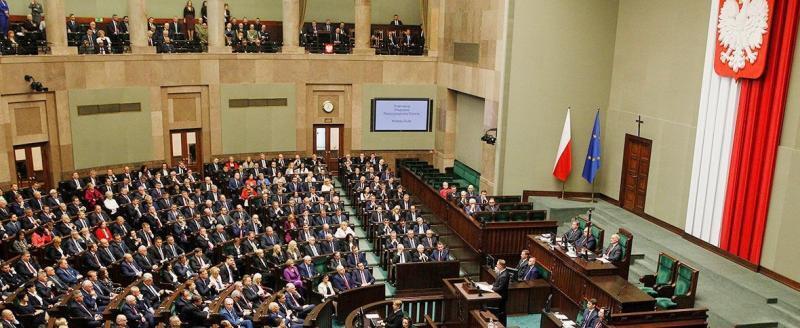 Сейм Польши потребовал Украину признать вину в Волынской резне