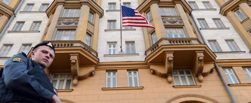 МИД России высылает из страны двух сотрудников посольства США