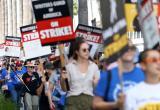 Сценаристы США прекратили забастовку, которая длилась 148 дней