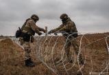 Траншеи и блиндажи: Украина укрепляет границу с Беларусью