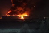 Небо почернело: в Петербурге масштабный пожар на складе Wildberries
