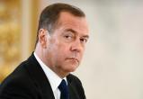 Медведев: Украина смертельно опасна для украинцев