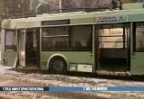 Водитель троллейбуса врезалась в столб в Минске