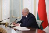 Лукашенко уволил двух чиновников