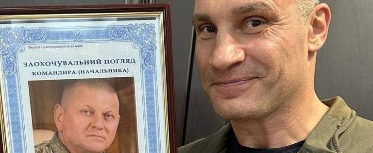 Мэр Киева Кличко выступил против отставки главкома ВСУ Залужного