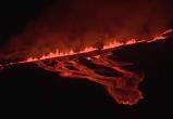 Мощное извержение вулкана началось в Исландии