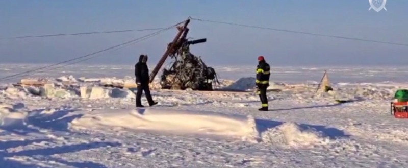 Со дна Онежского озера подняли тела всех членов экипажа Ми-8