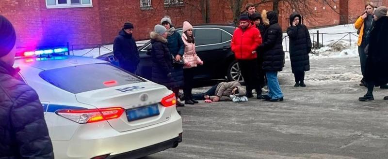 В Санкт-Петербурге водителя расстреляли в упор на глазах у детей