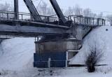Железнодорожный мост взорвался в Самарской области