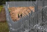 Рвы и мины: Латвия возведет оборонительные позиции на границе с Беларусью