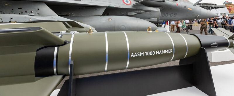 Россия впервые сбила французскую авиабомбу Hammer