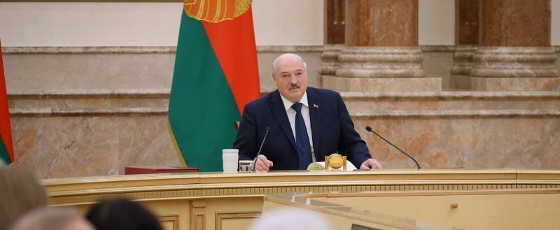 Лукашенко: сейчас ситуация опаснее, чем в 2020 году