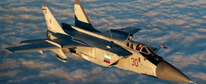 Истребитель МиГ-31 не допустил нарушения границы России бомбардировщиками США