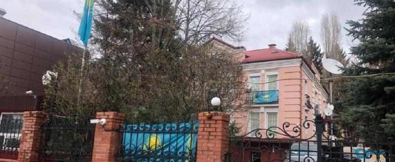 Казахстан призвал своих граждан покинуть Харьковскую и Одесскую области