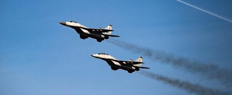 Два истребителя МиГ-29 подняли в небо из-за неопознанного летающего объекта в Сербии