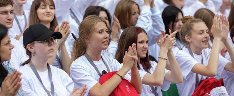 Школьники и студенты смогут получать денежную премию в Беларуси