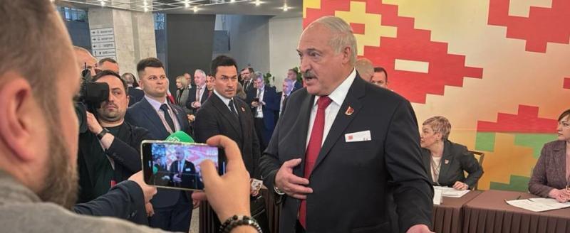 Лукашенко назвал условие для своего участия в выборах президента