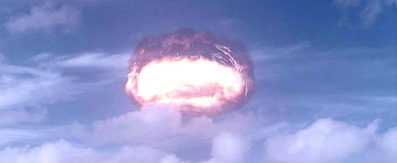 Конгресс США запросил доклад о последствиях ядерного взрыва в космосе
