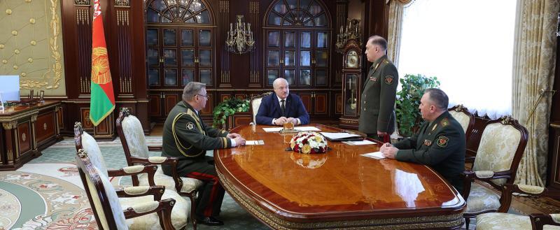 Лукашенко назначил главой Генштаба Павла Муравейко