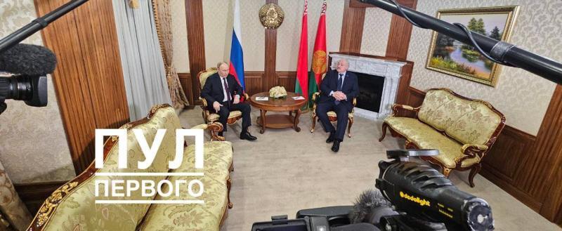Путин прибыл в Беларусь. Что он обсудит с Лукашенко?