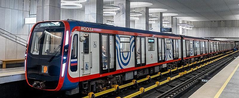 Безопасные места при терактах в метро назвало МЧС России
