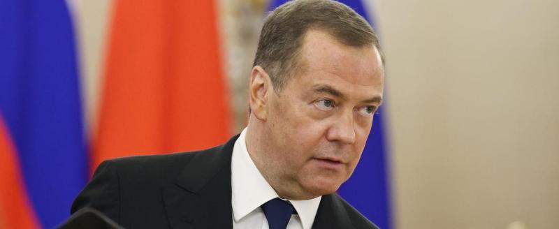 Медведев пообещал радоваться, когда будут гореть государства, поставляющие оружие Киеву
