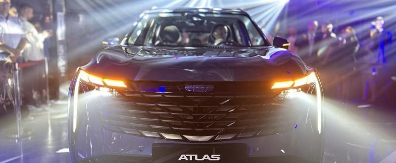 Названа цена нового Geely Atlas L в Беларуси