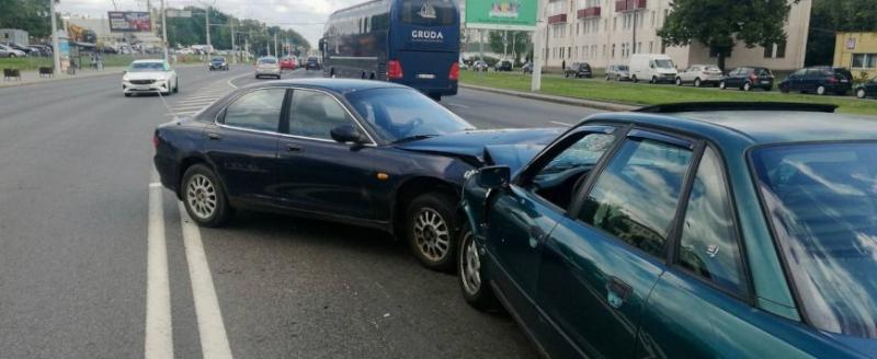 Водитель с 2,2 промилле алкоголя устроил аварию на Партизанском проспекте в Минске