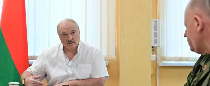 Лукашенко обсудит с Путиным дальнейшие шаги по Украине