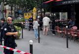 Машина врезалась в террасу ресторана в Париже: есть погибшие