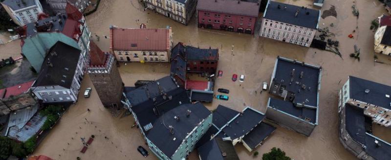 Более 2,6 тыс жителей Польши эвакуировали из-за наводнений