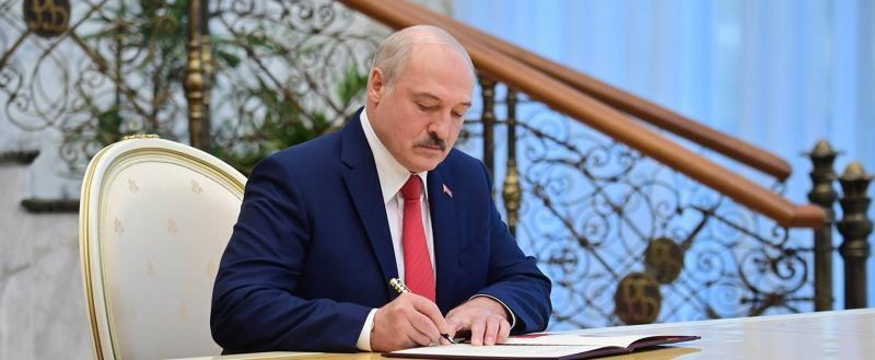 Лукашенко выразил соболезнования Сербии и Филиппинам